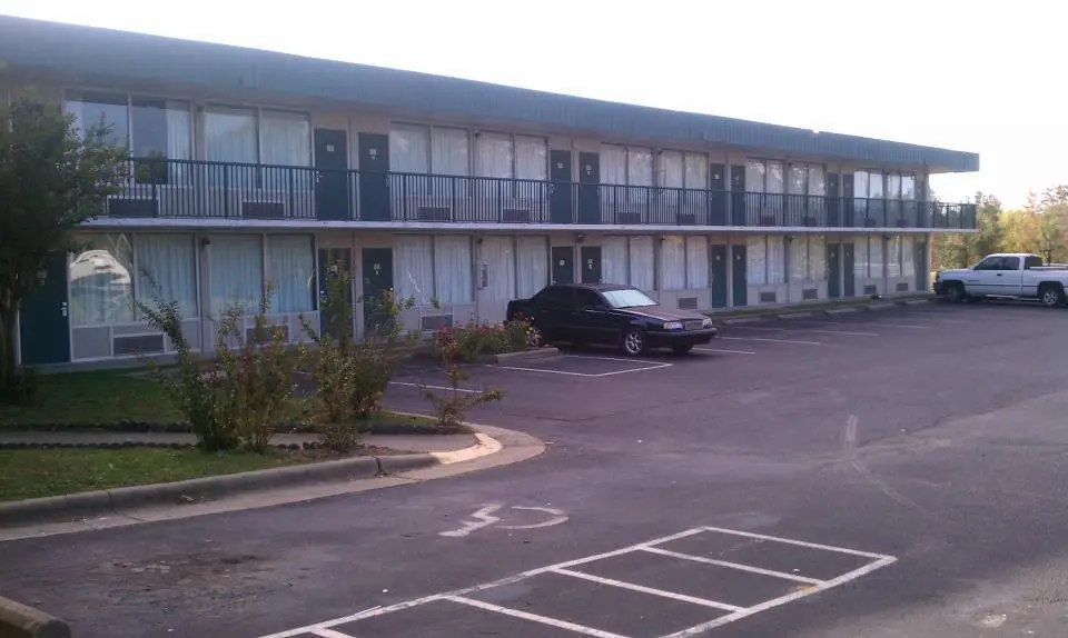 OYO Hotel Battleboro Main image